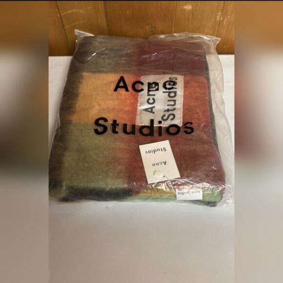 Acne studios scarf - Picture 1 of 4
